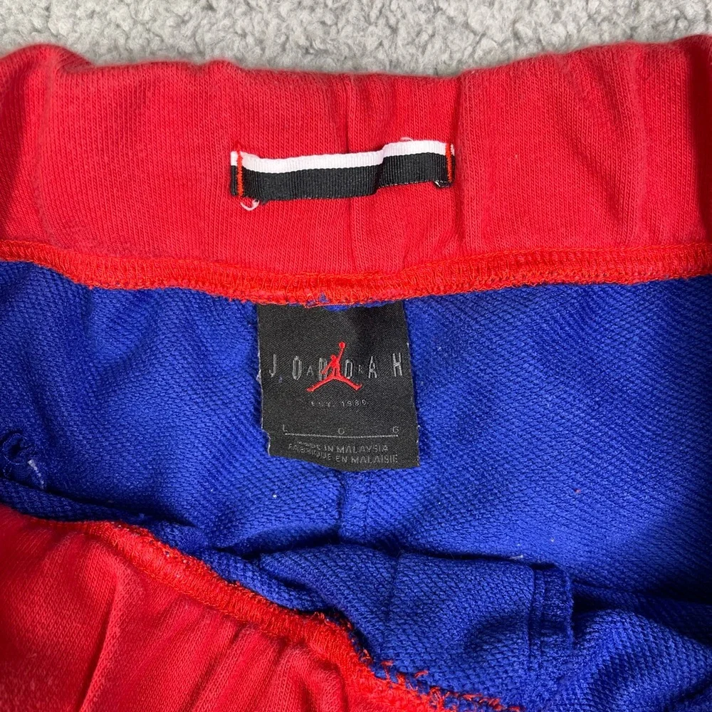 Jordan sweatpants size
